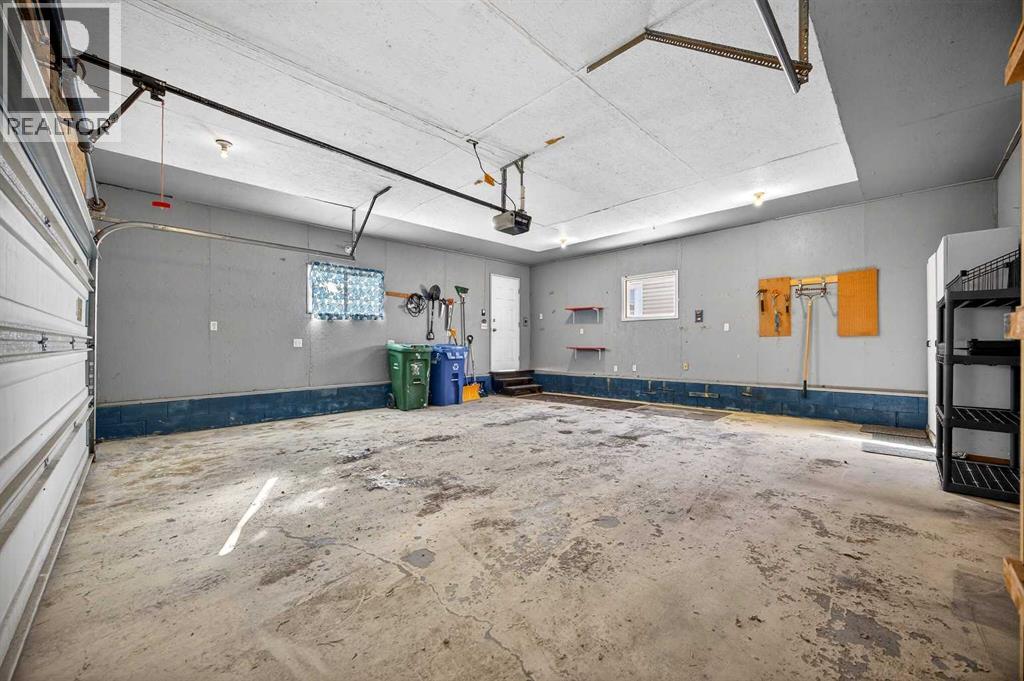 Single Family House Bungalow for Sale in  Bermuda Drive NW Beddington Heights Calgary 