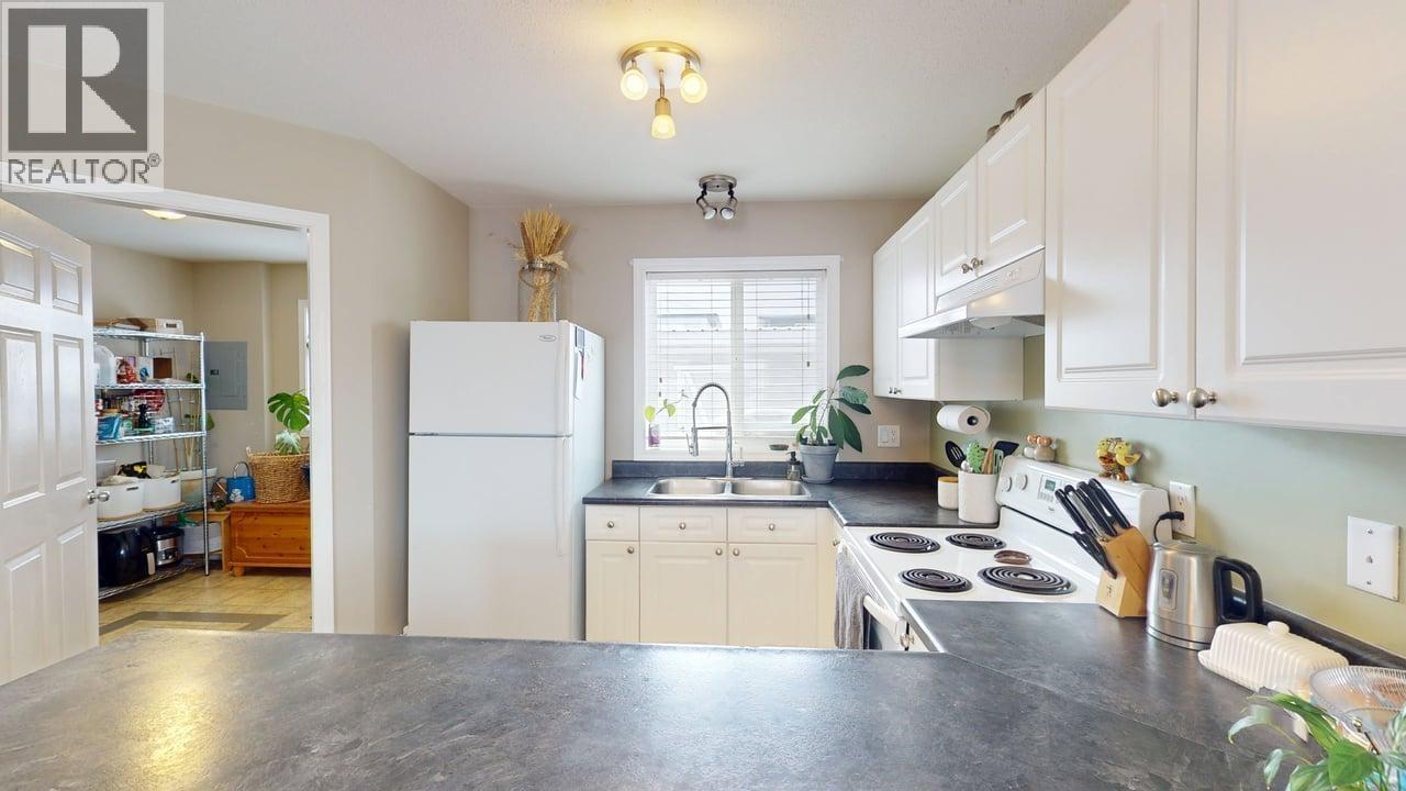 8033 88 AVENUE, Fort St. John