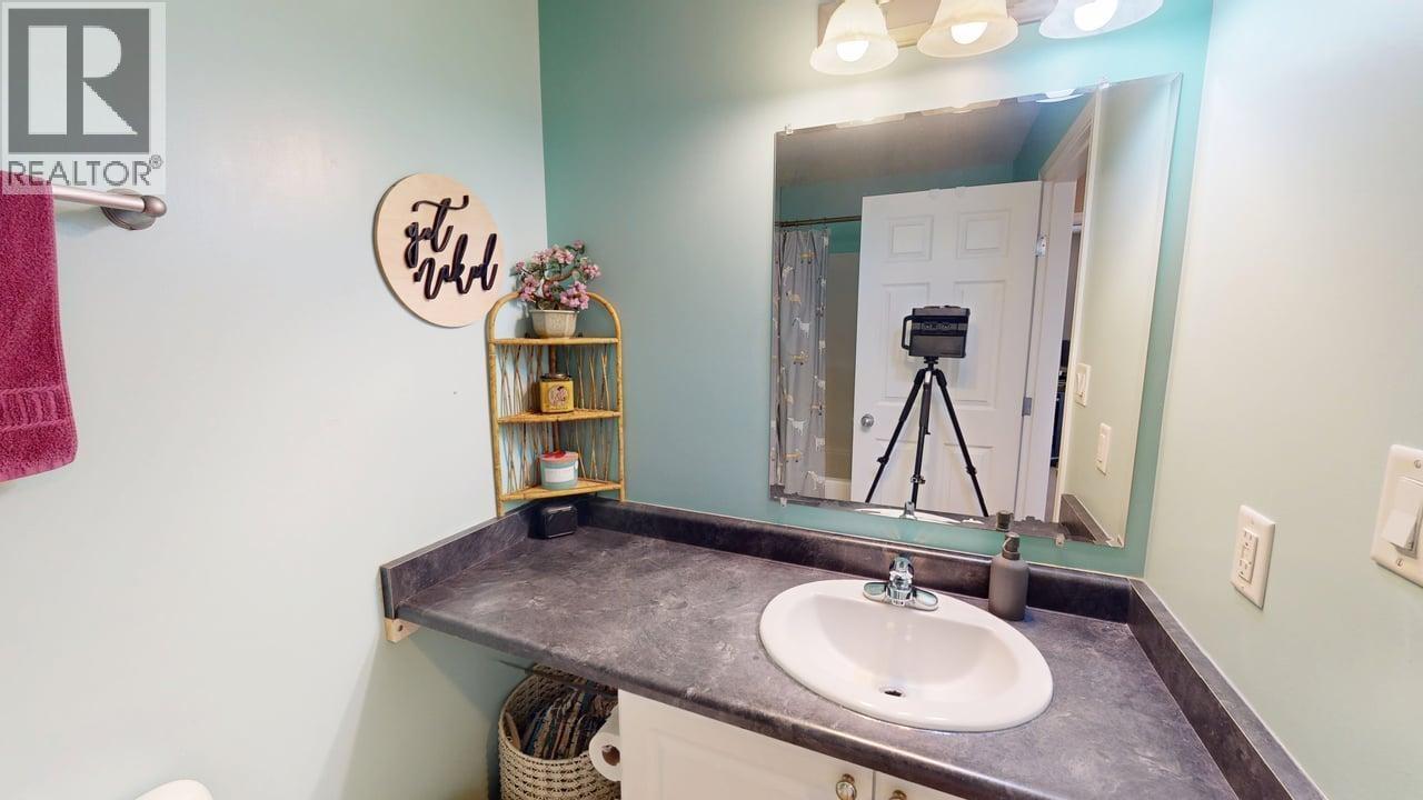 8033 88 AVENUE, Fort St. John