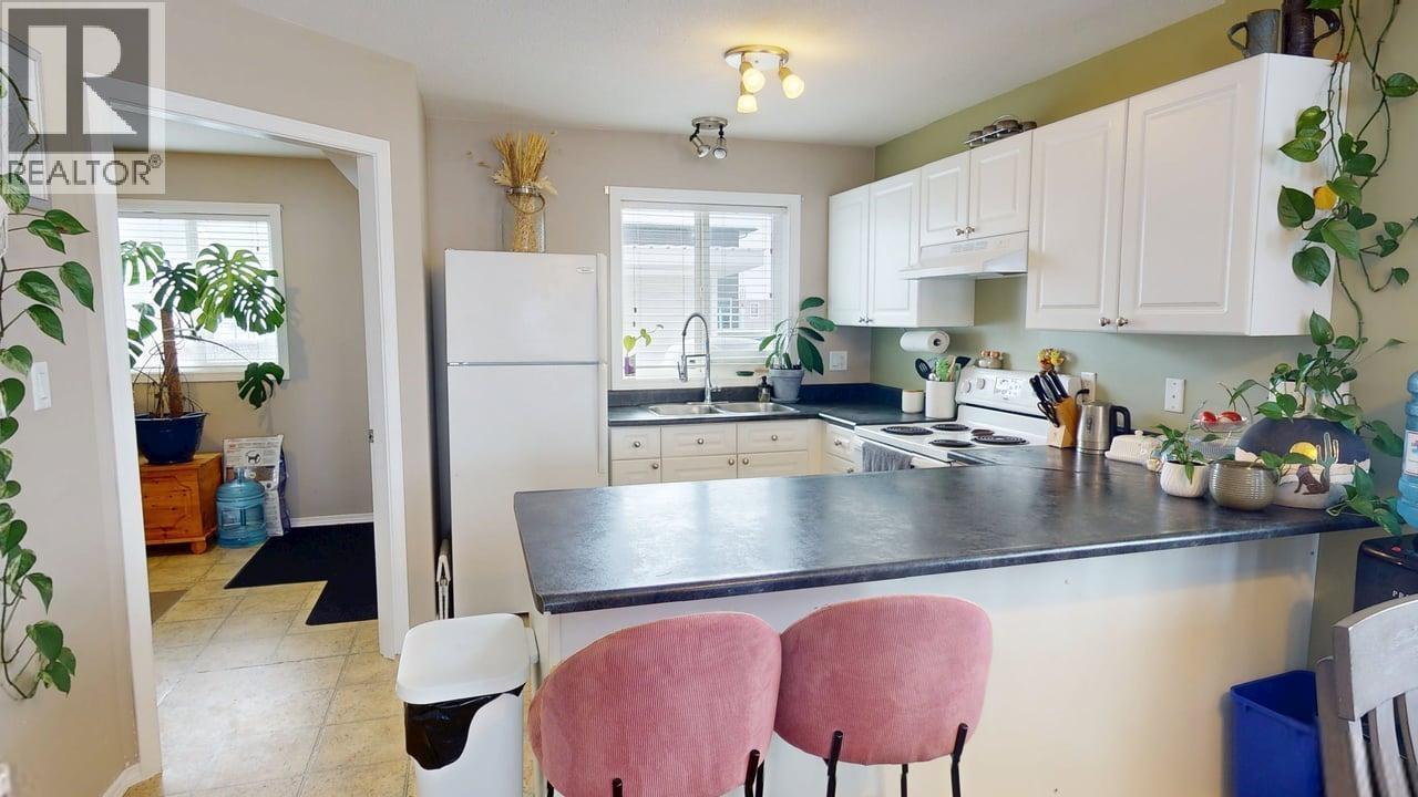 8033 88 AVENUE, Fort St. John