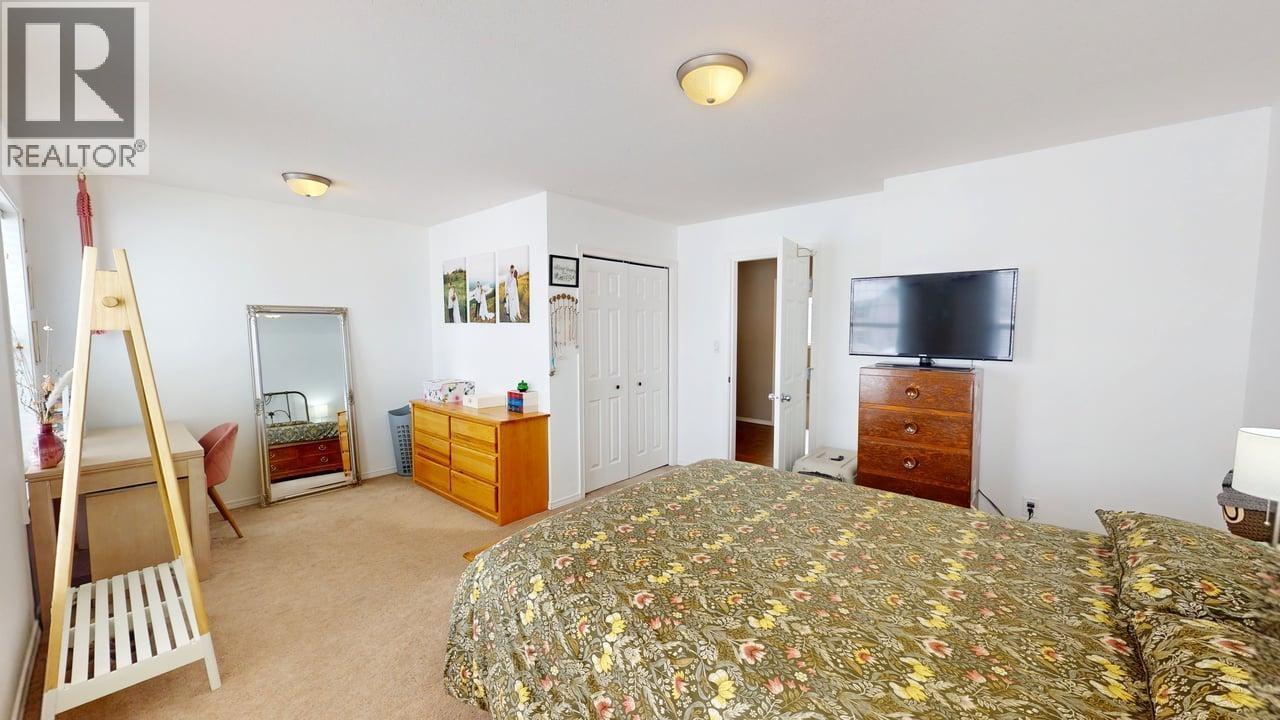 8033 88 AVENUE, Fort St. John