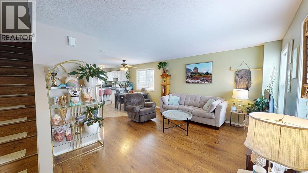 8033 88 AVENUE, Fort St. John