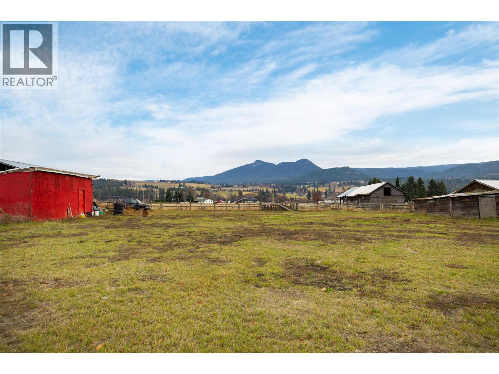  5712 6 Highway, Vernon