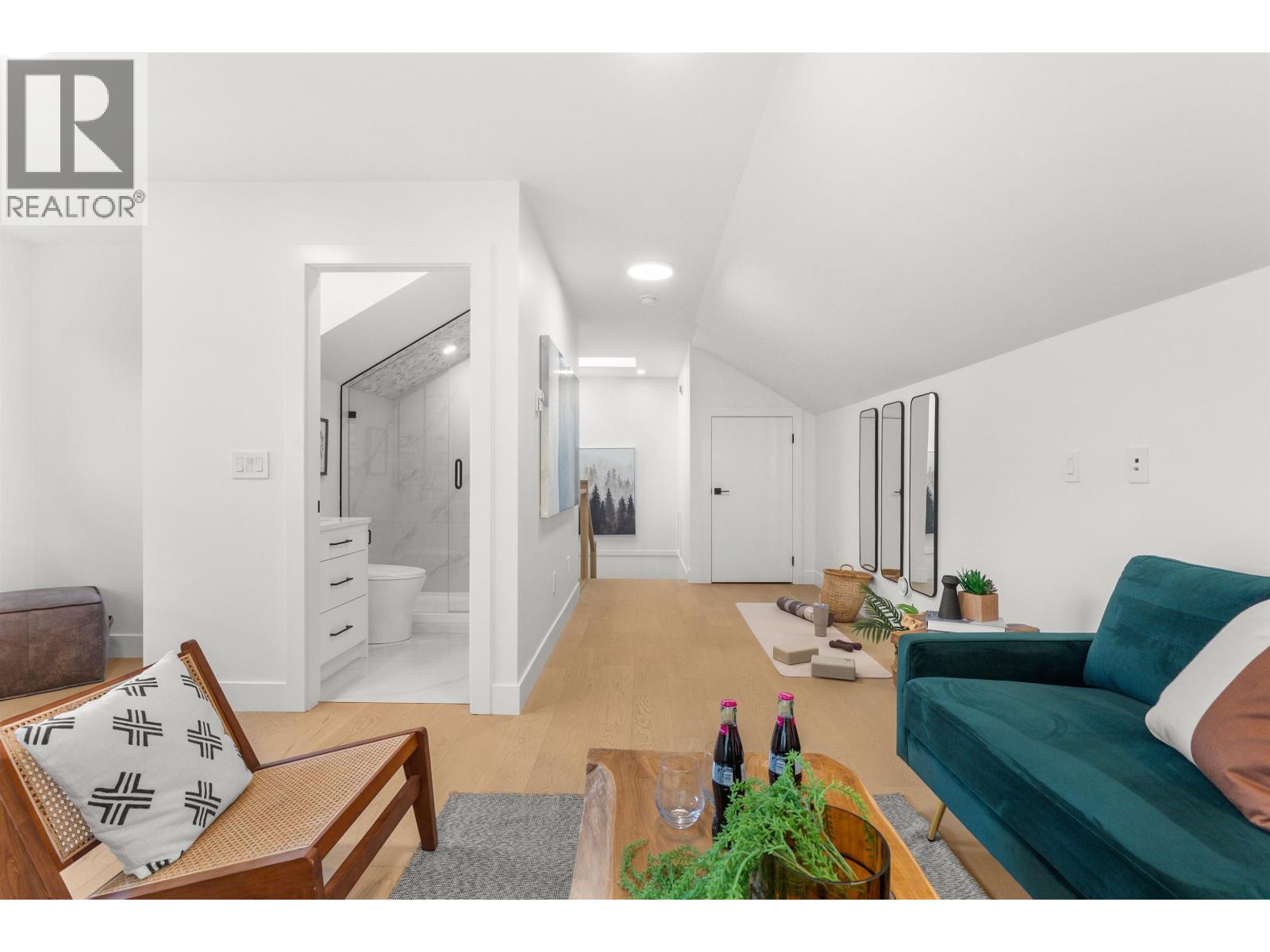 4816 42A AVENUE, Ladner