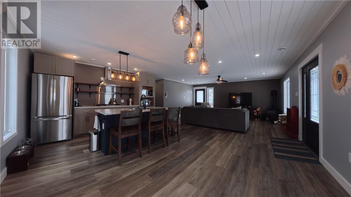 29 Vankoughnet  St. E., Little Current, Ontario, P0P1K0 — Photo 23