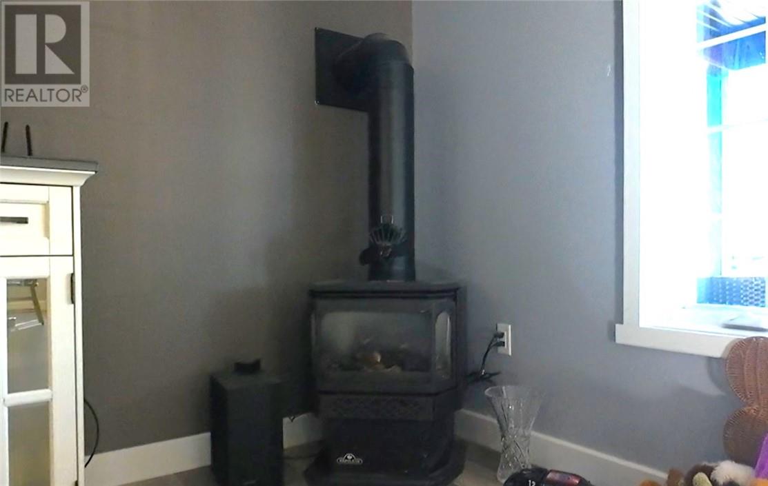 29 Vankoughnet  St. E., Little Current, Ontario, P0P1K0 — Photo 27