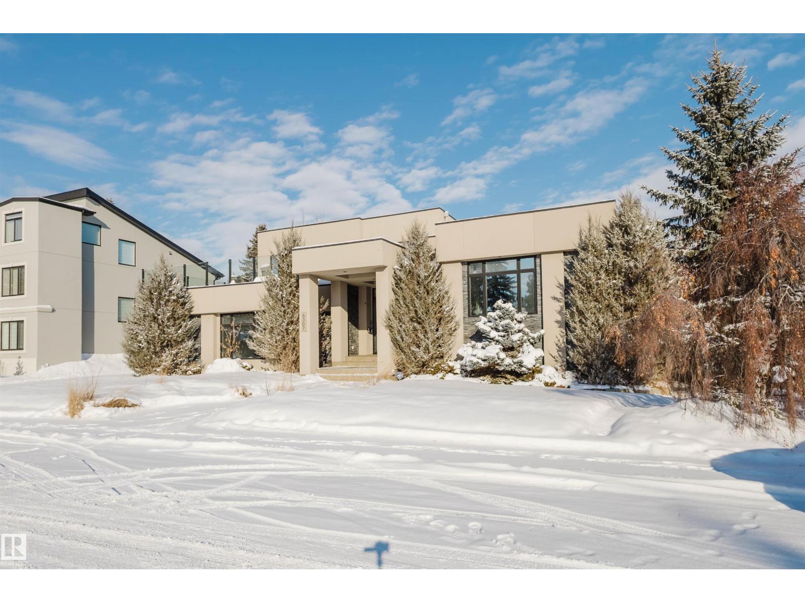 6307 125 ST NW - 3