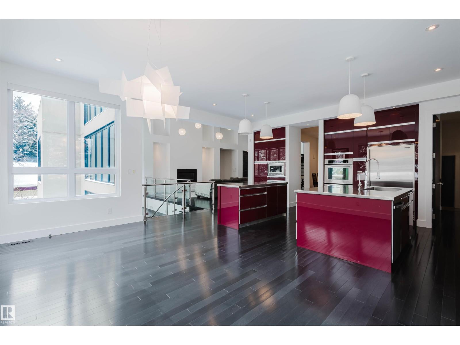 6307 125 ST NW - 15