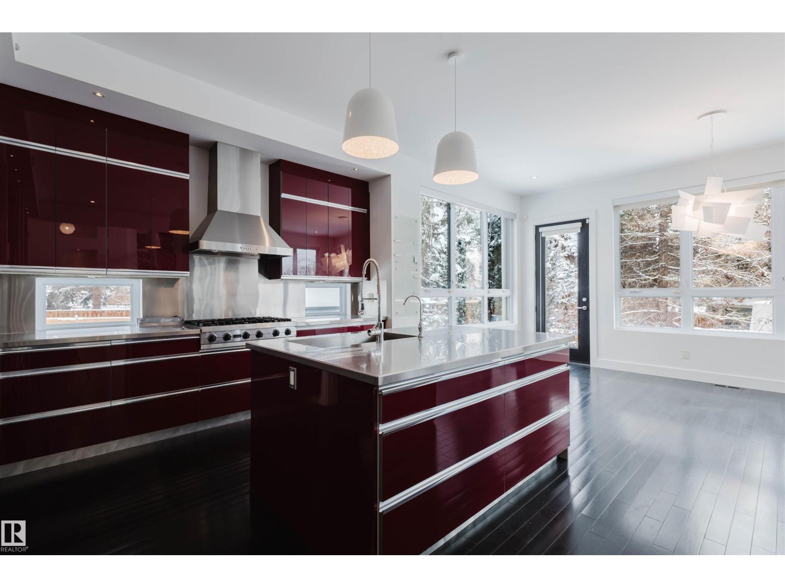 6307 125 ST NW - 20