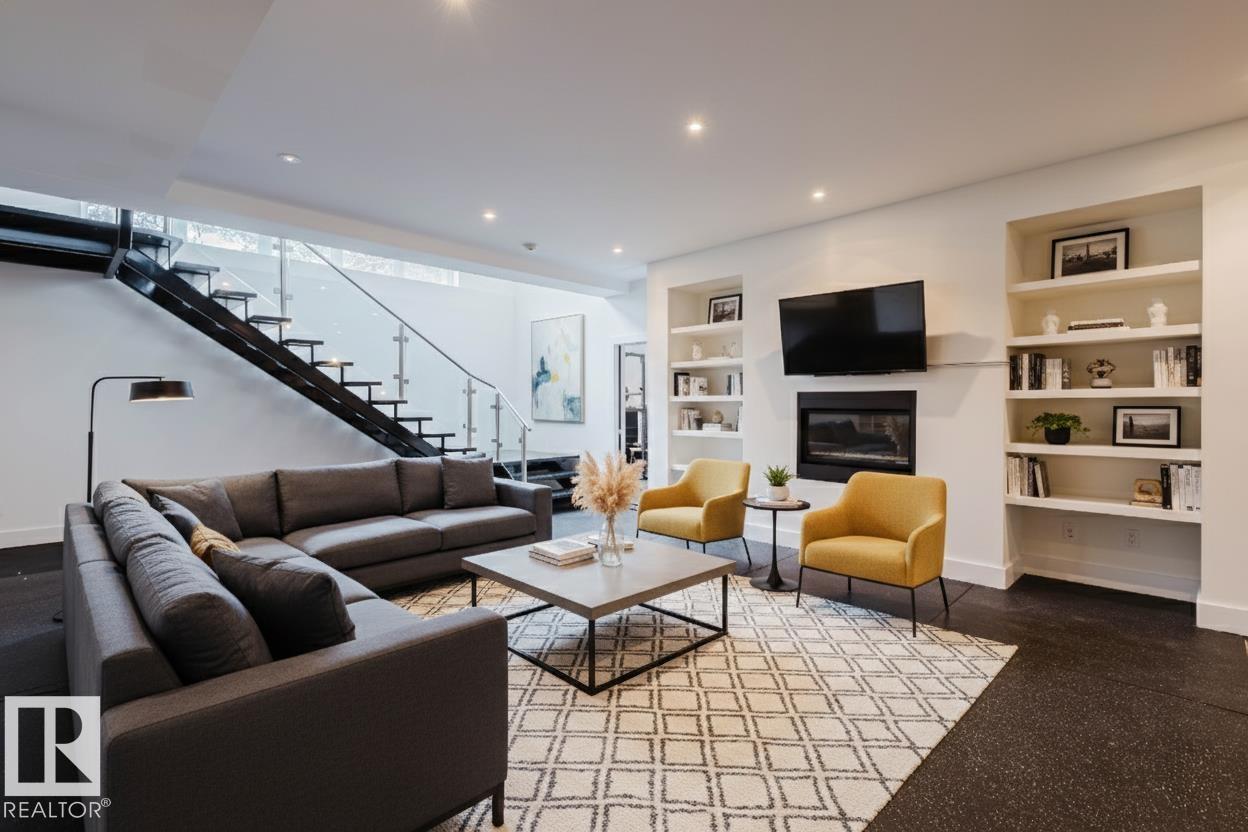 6307 125 ST NW - 42