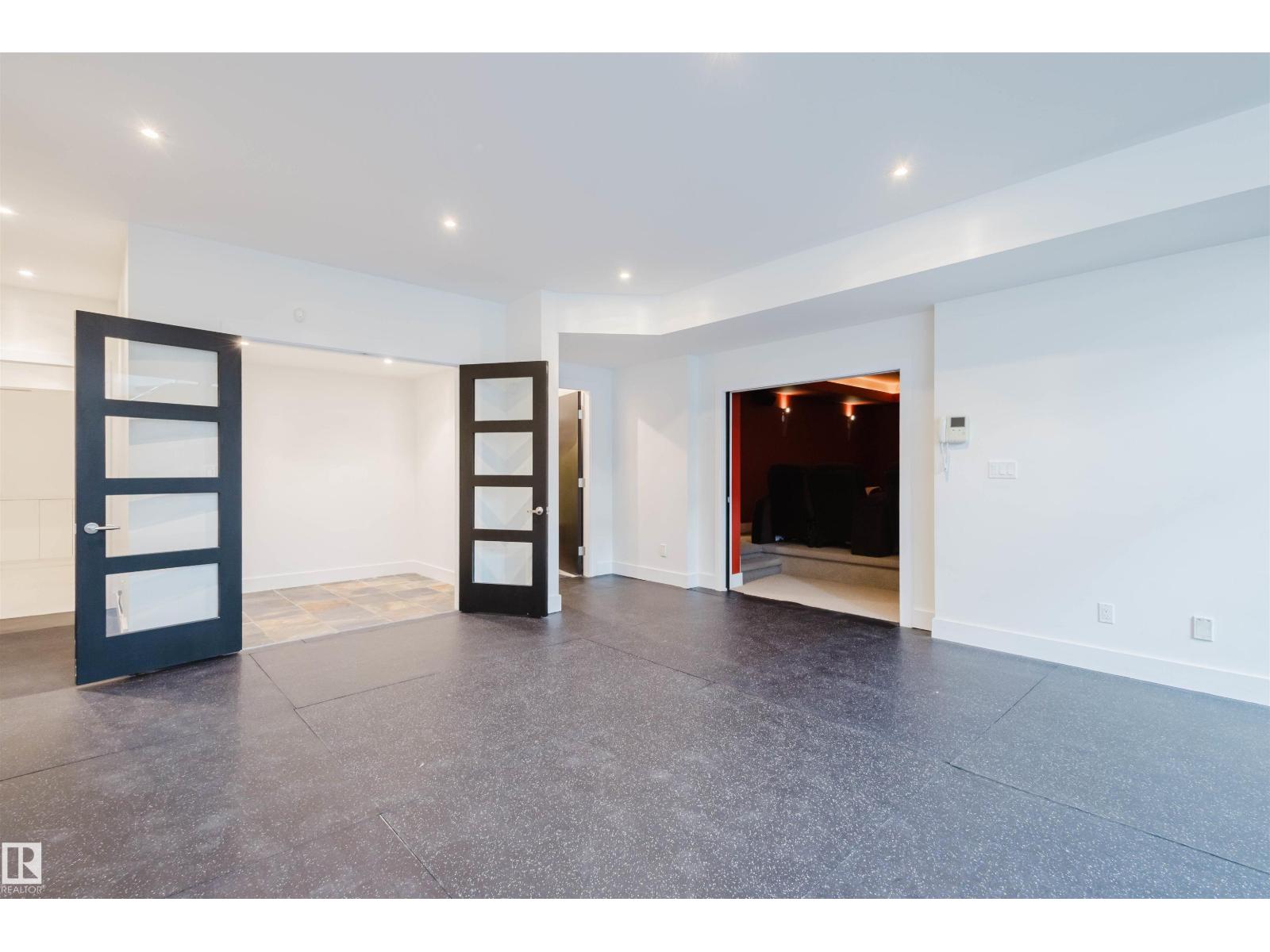 6307 125 ST NW - 44