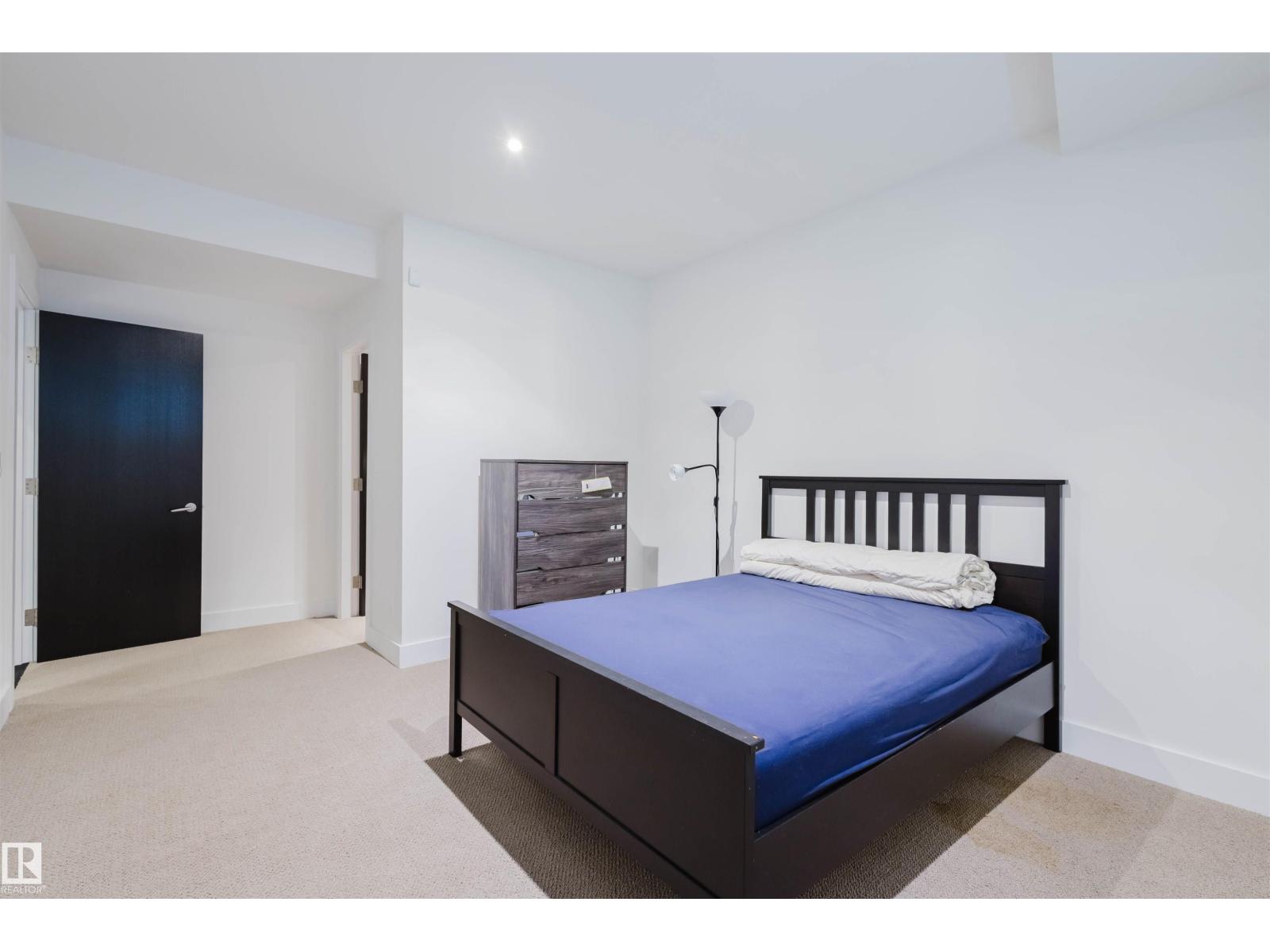 6307 125 ST NW - 53