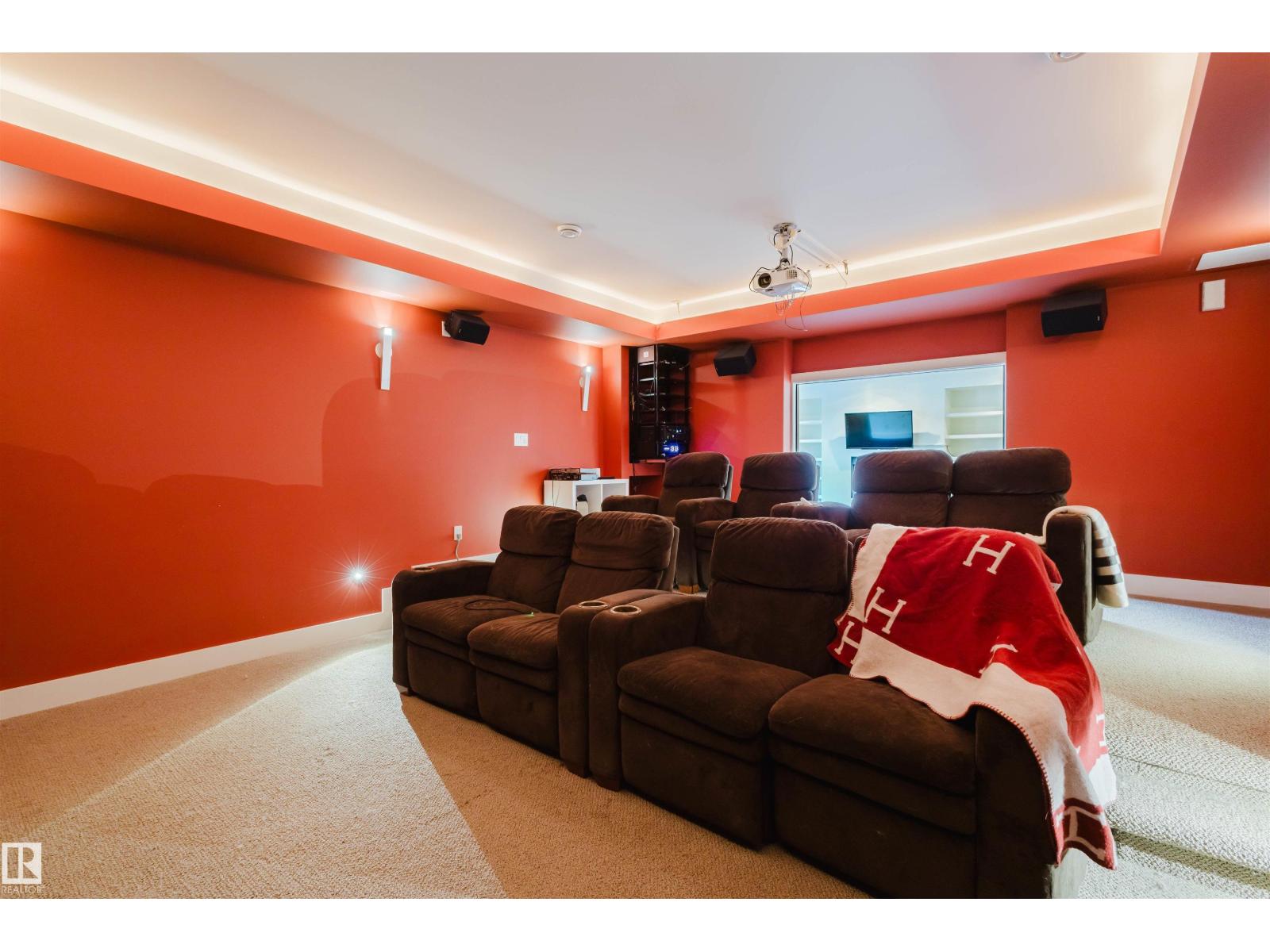 6307 125 ST NW - 50