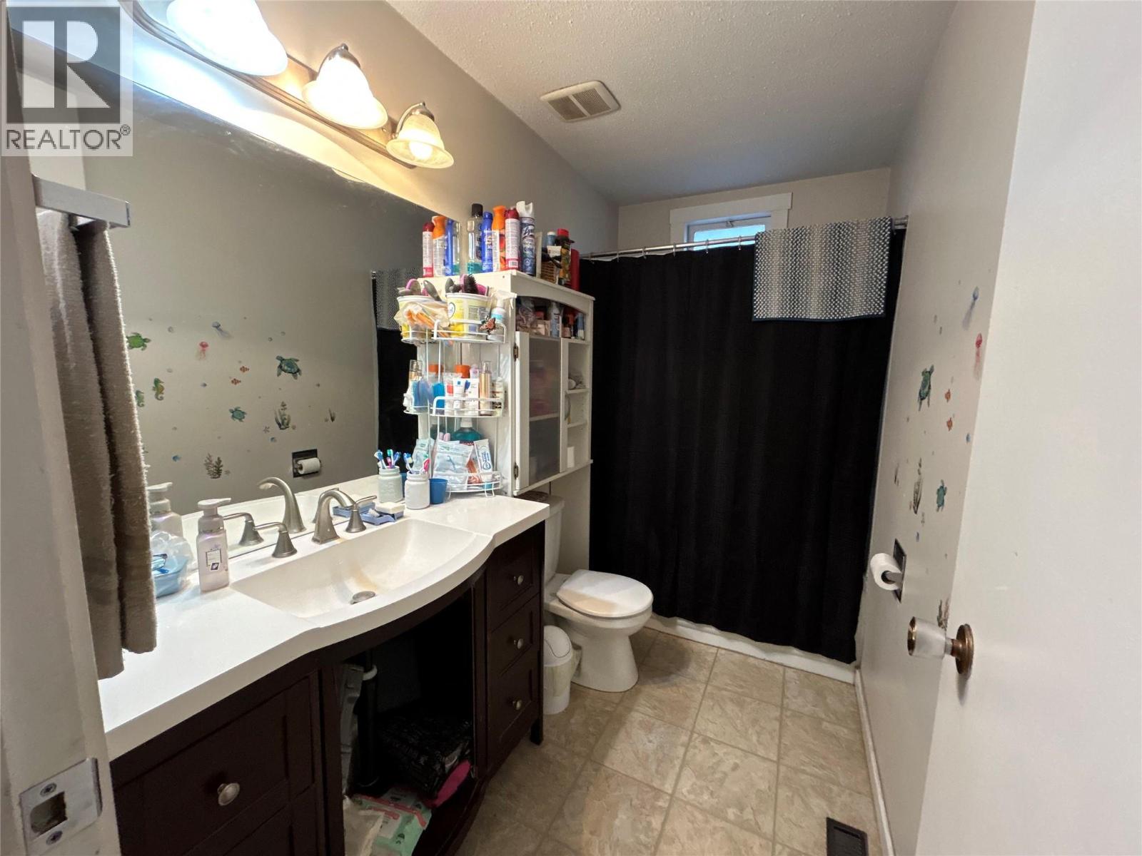  3060 Springfield Road, Kelowna