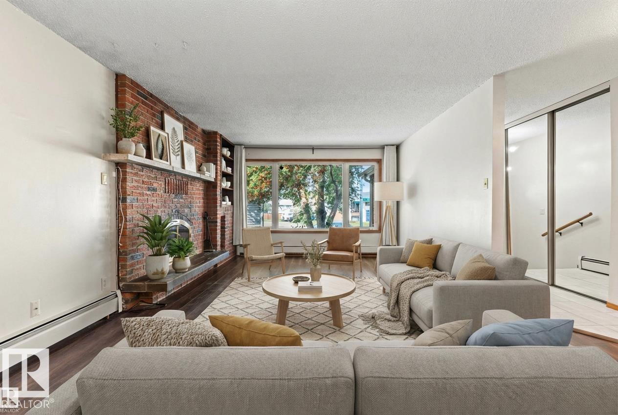 3503 20 AV NW - Photo 4 of 46, Edmonton, Alberta