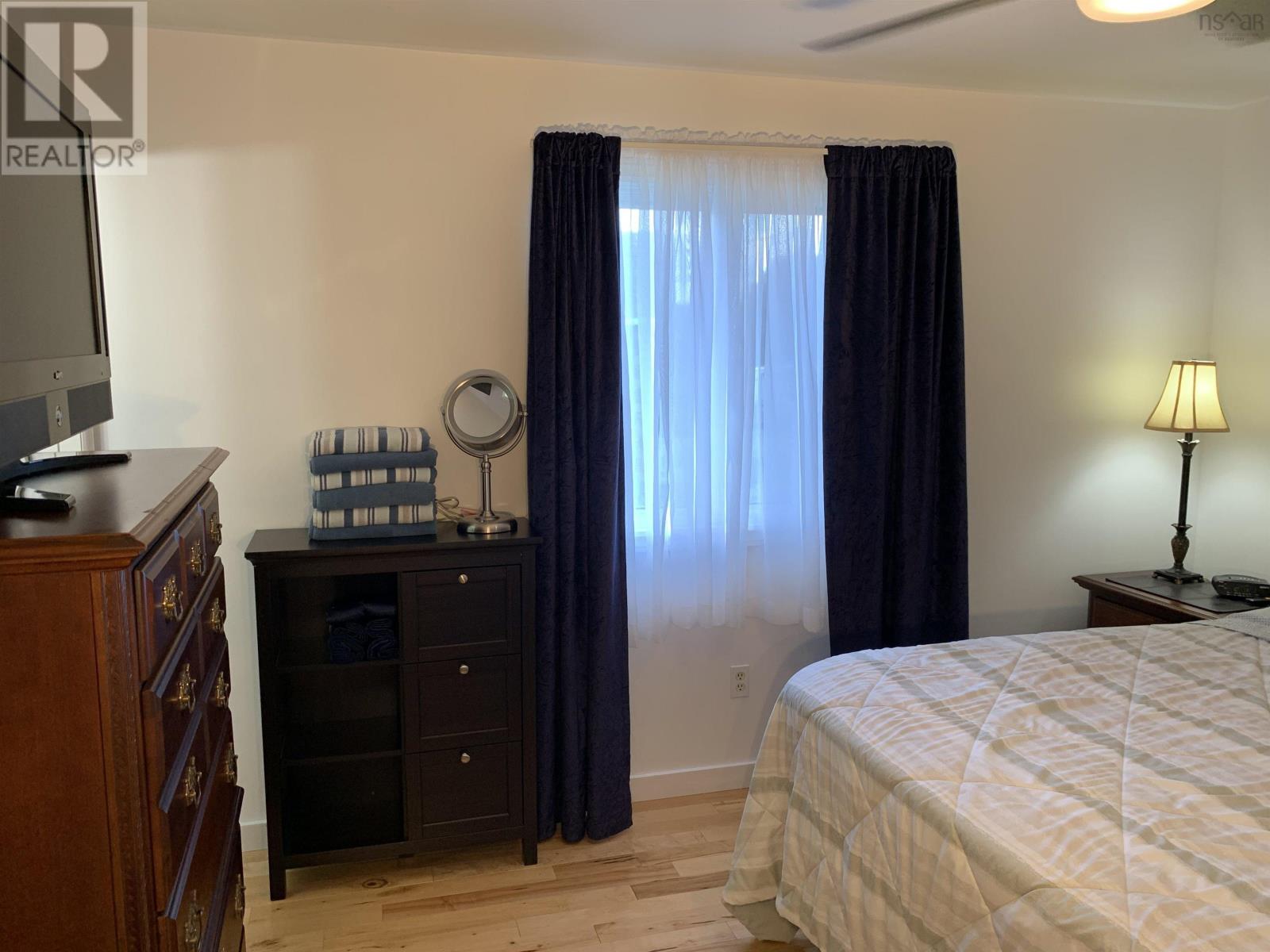 Property 25 of 35 of 1 Cassandra Drive