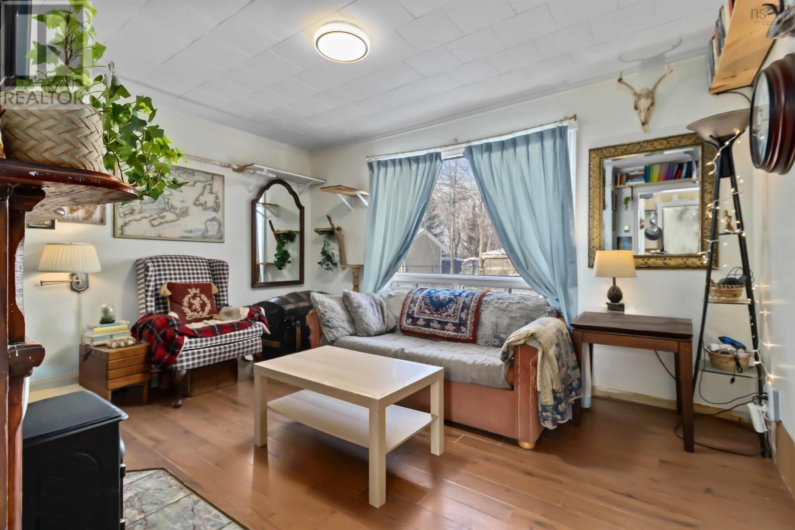 Property 6 of 31 of 23 Military Road