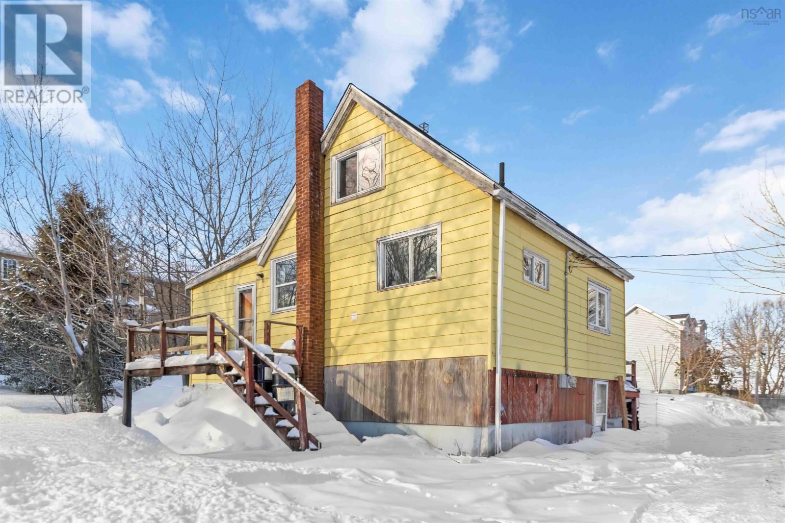 Property 26 of 31 of 23 Military Road