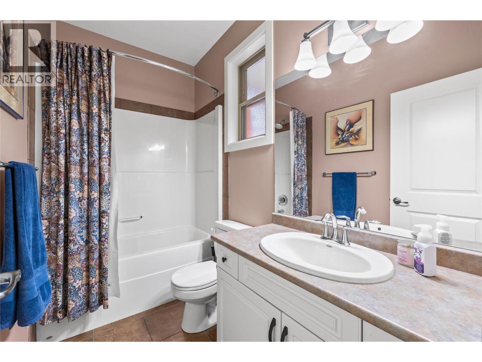  2194 Alvarado Trail, Westbank