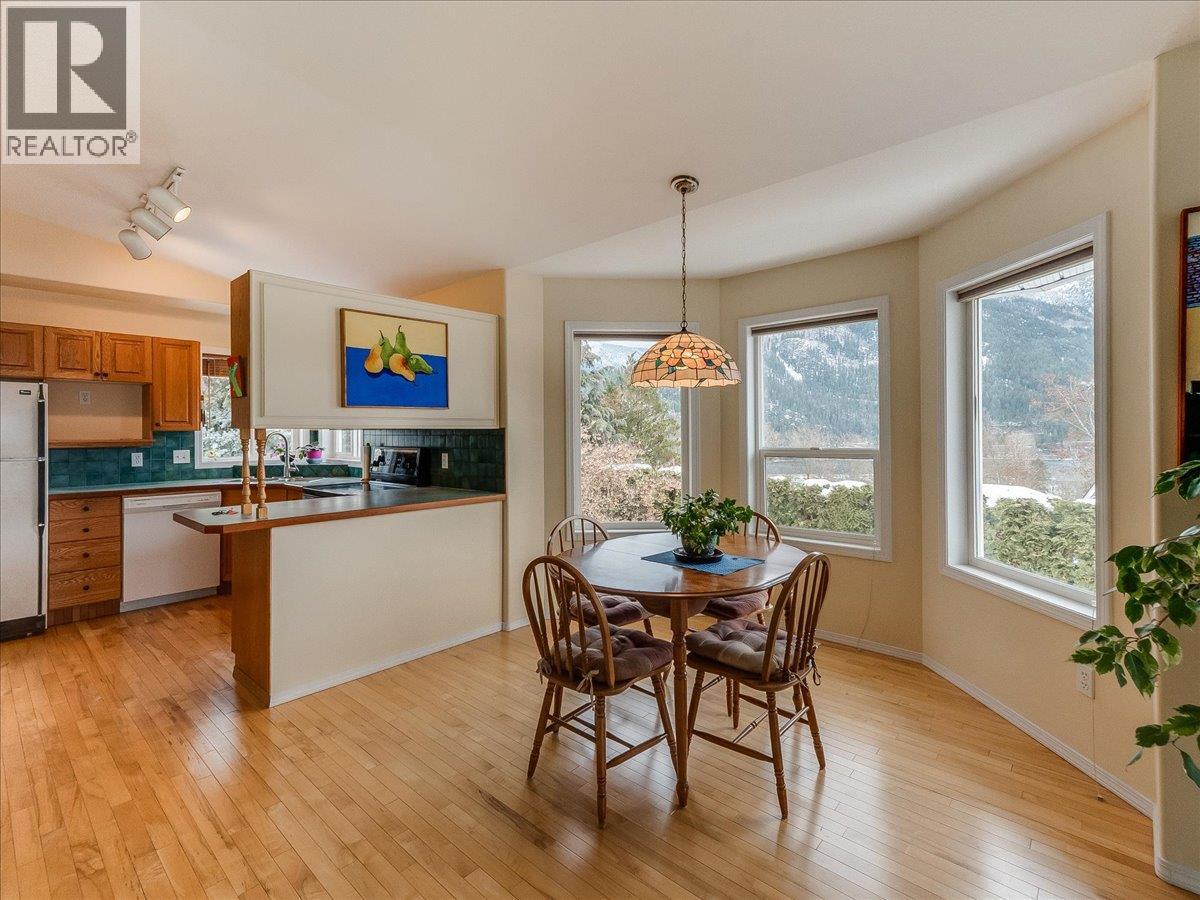 702 Munro Street, Nelson