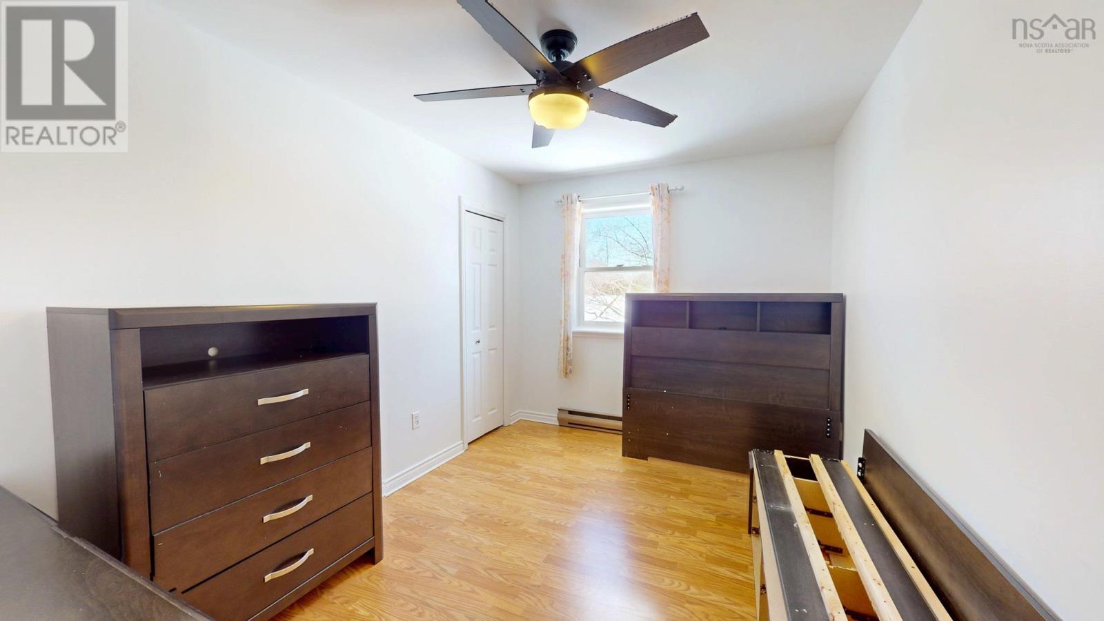 Property 22 of 36 of 2 Foster Street