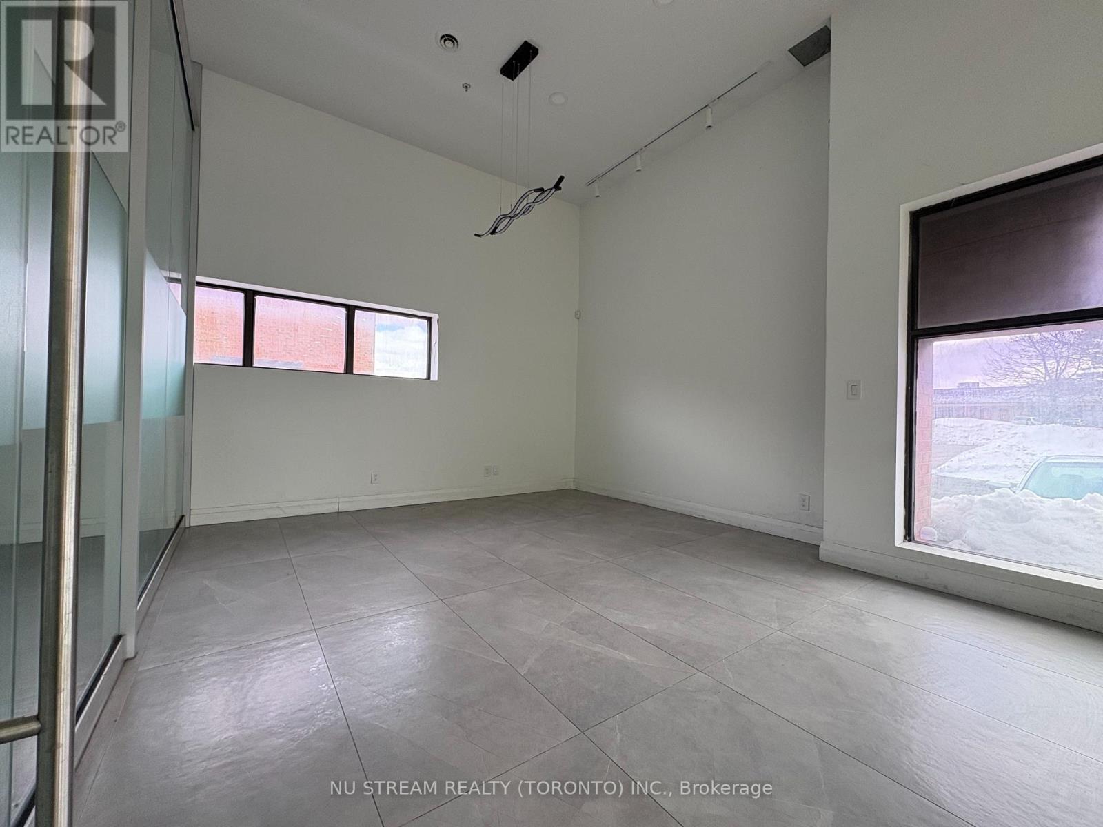 1 - 30 WEST PEARCE STREET - Photo 5 of 5, Richmond Hill (Beaver Creek Business Park), Ontario