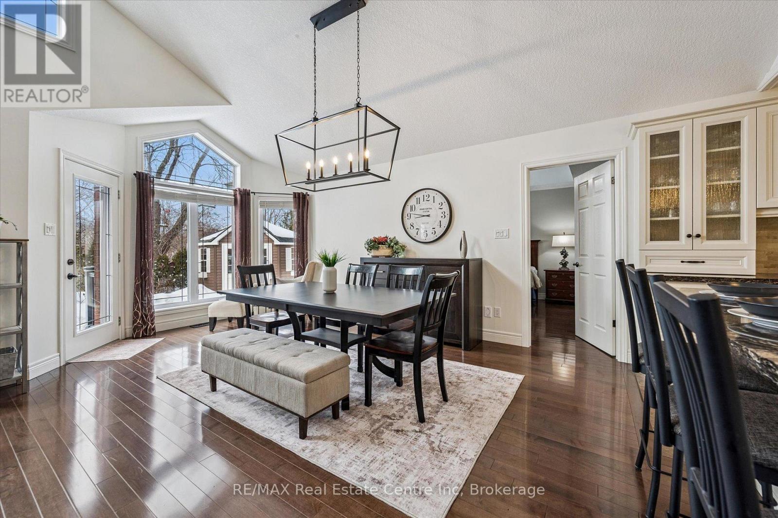 152 SPENCER DRIVE - Photo 3 of 30, Centre Wellington (Elora/Salem), Ontario