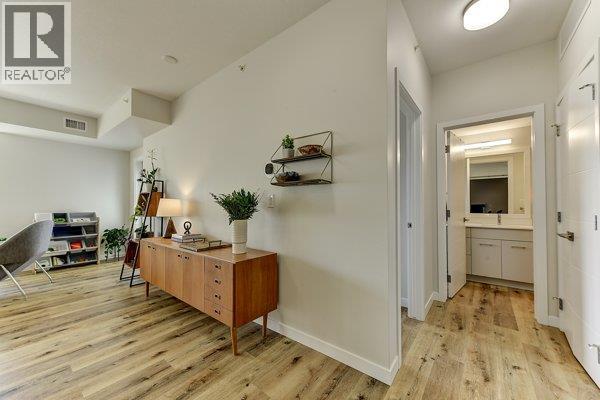 #505 722 Valley Road - 20