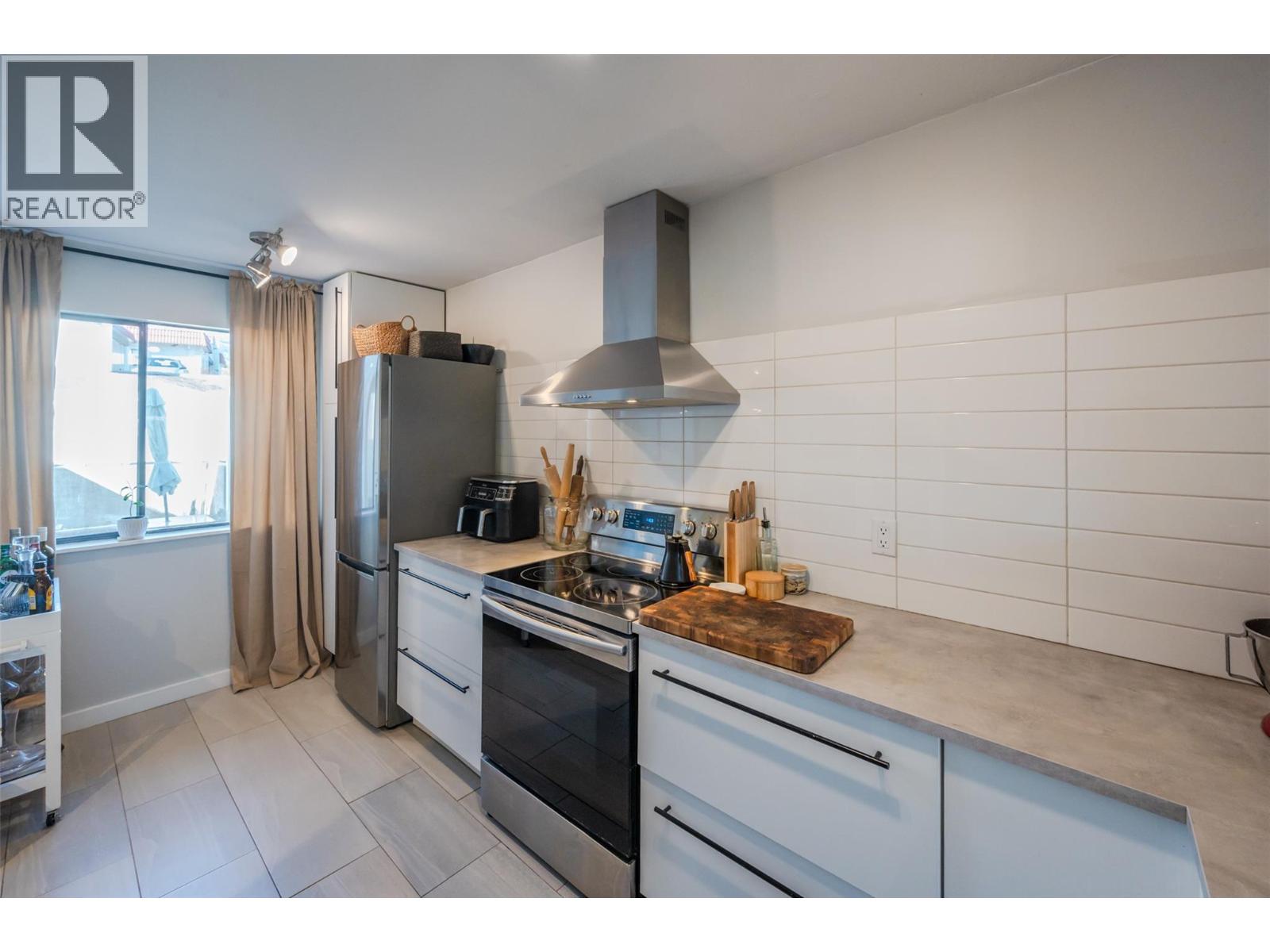 8043 VEDETTE Drive Unit# 1A, Osoyoos