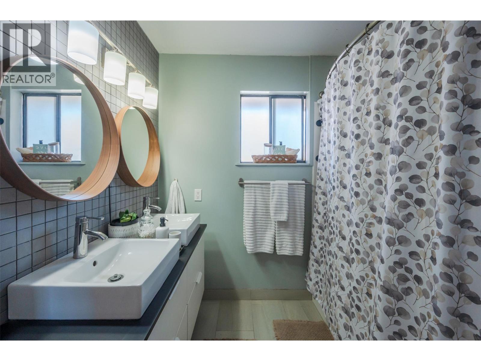 8043 VEDETTE Drive Unit# 1A, Osoyoos