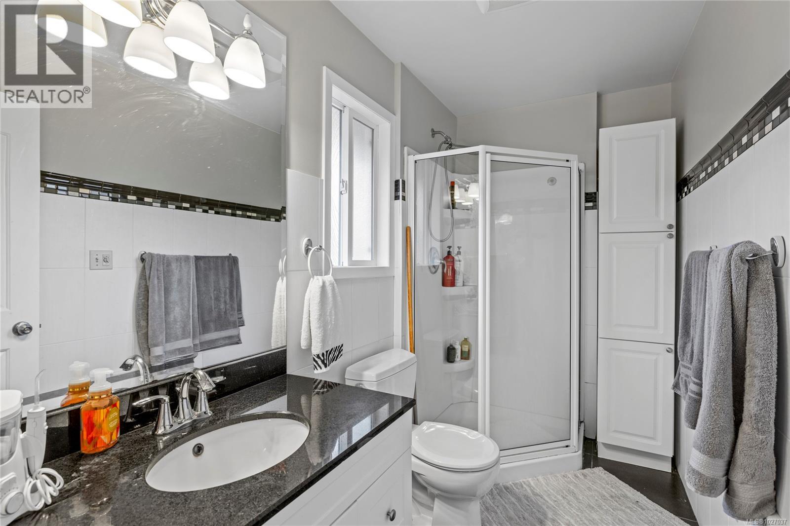 1448 ROSE ANN DR - 25