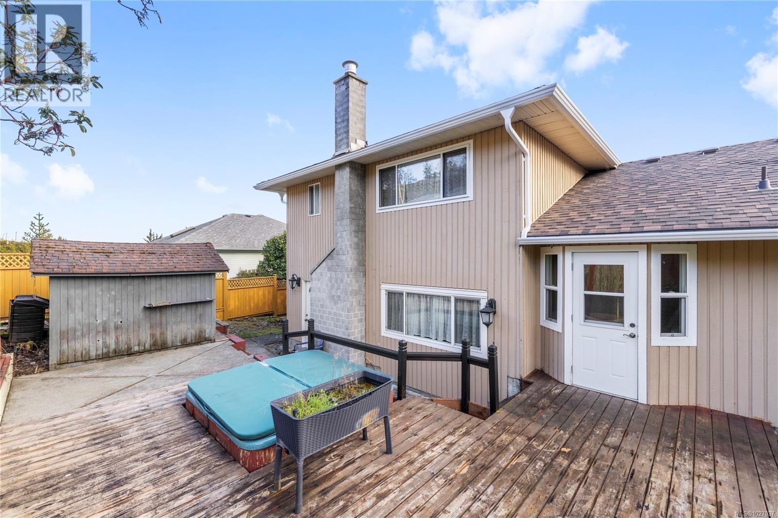 1448 ROSE ANN DR - 31