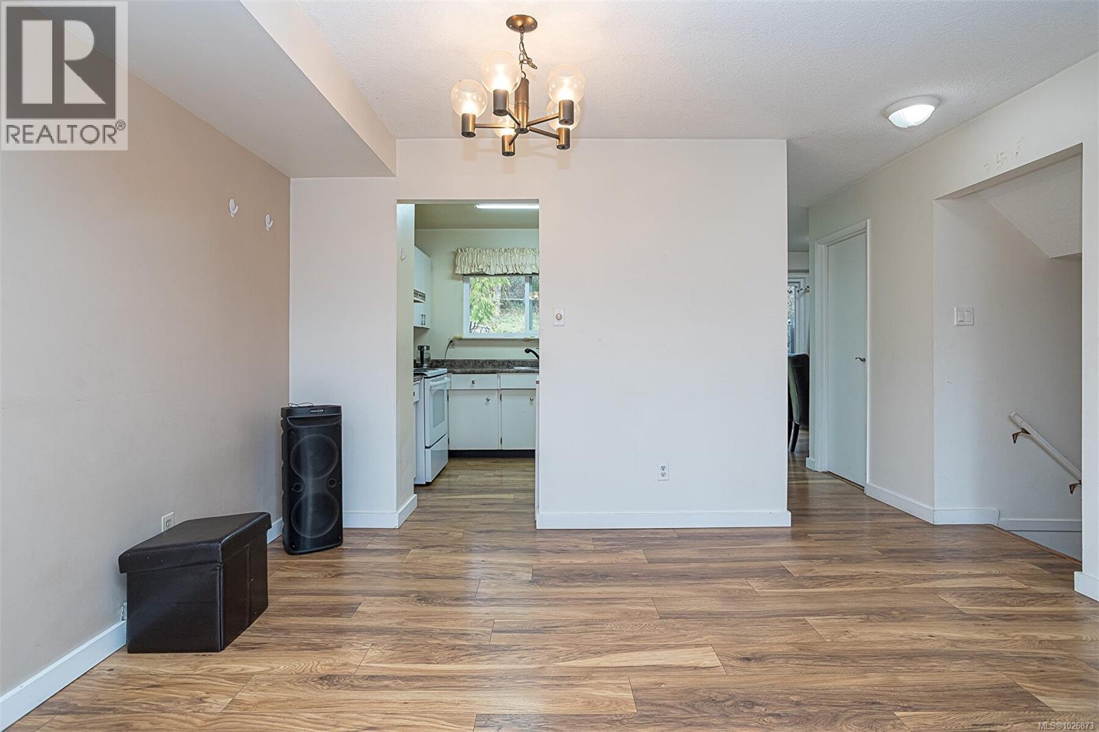  590 Carnation Place, Saanich