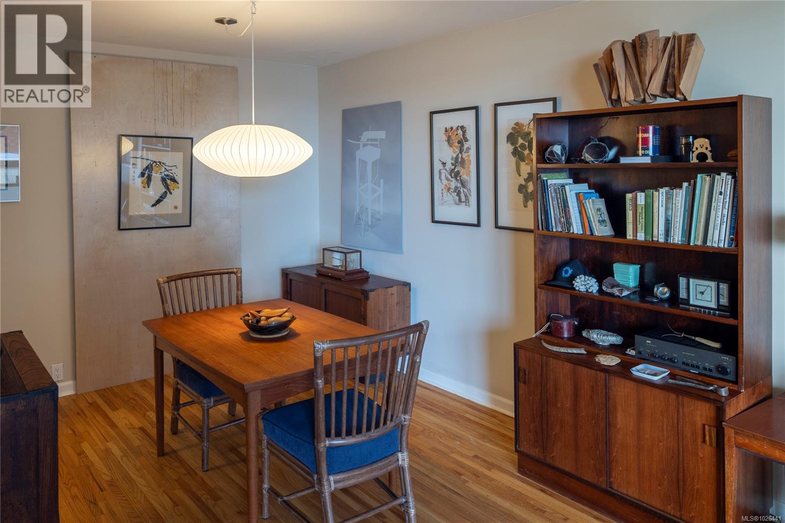 402 1159 Beach Drive, Oak Bay