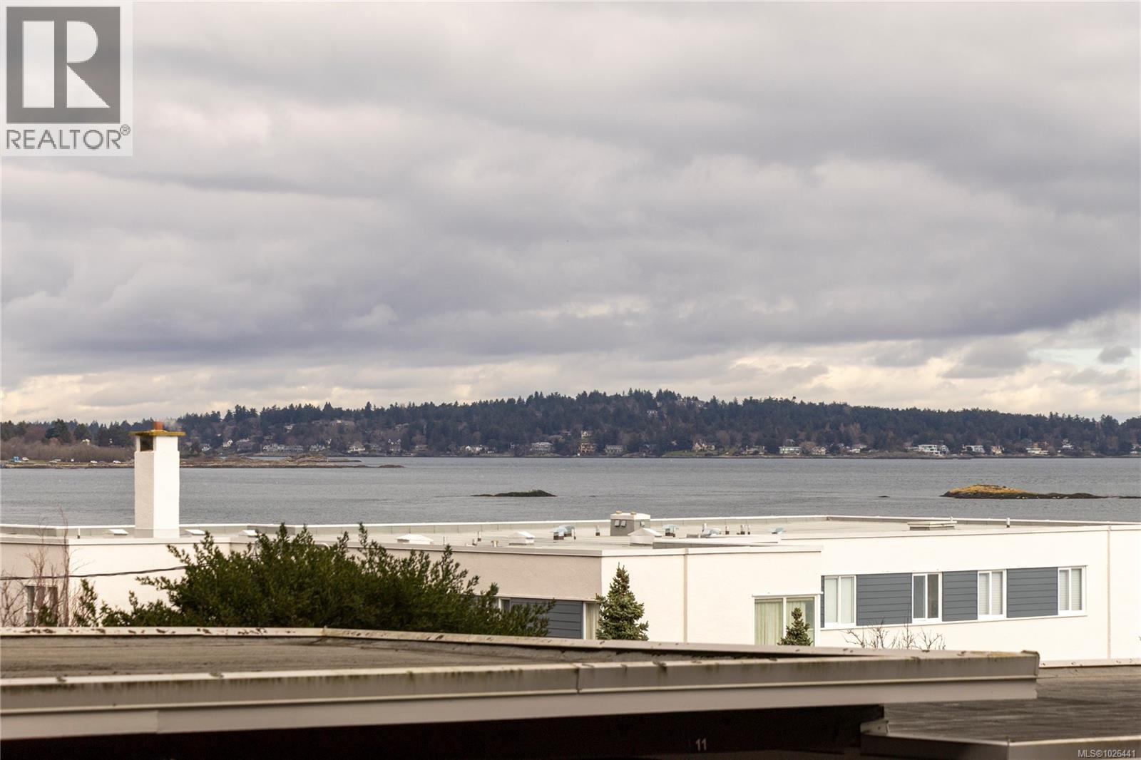 402 1159 Beach Drive, Oak Bay