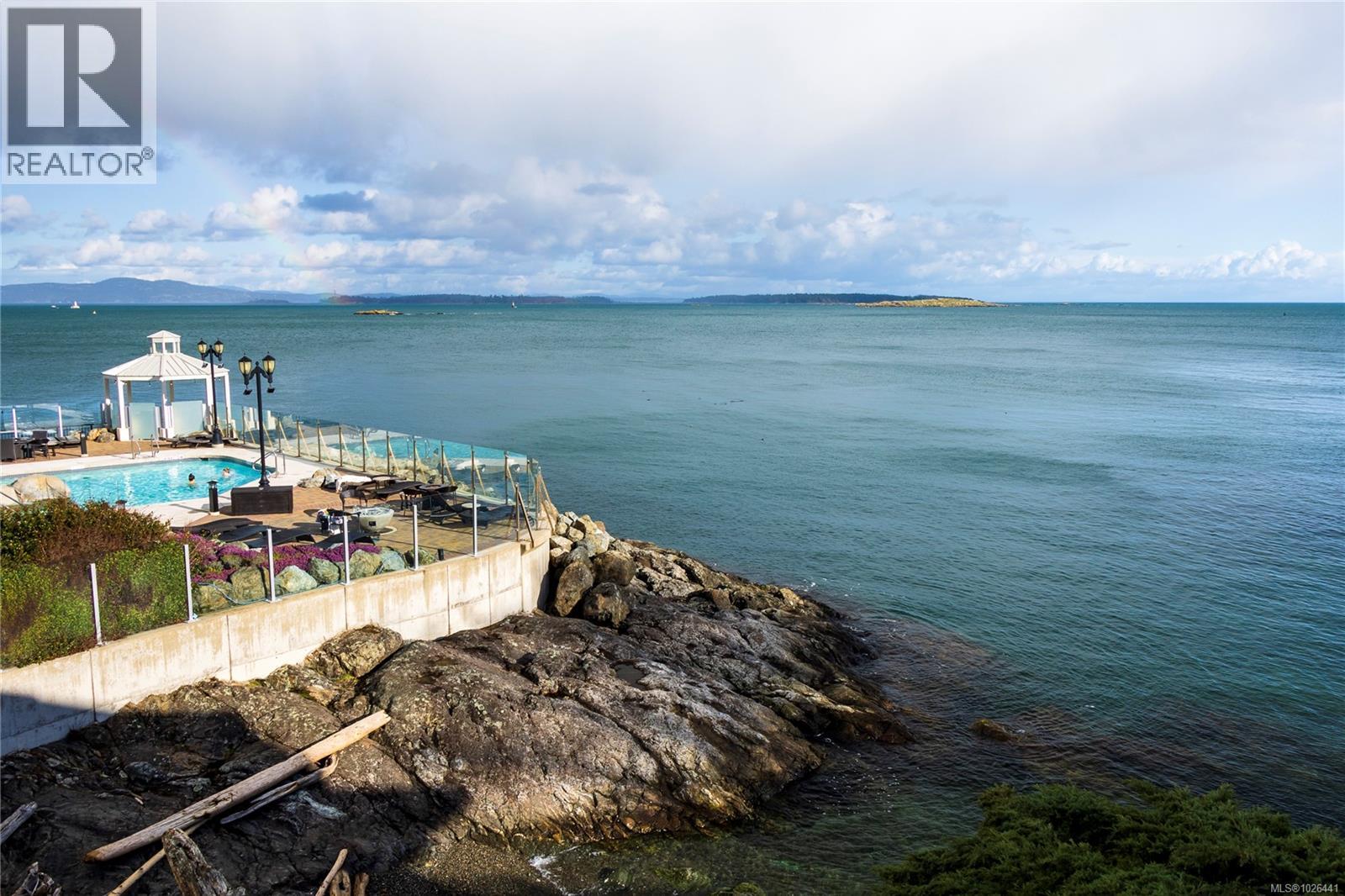 402 1159 Beach Drive, Oak Bay