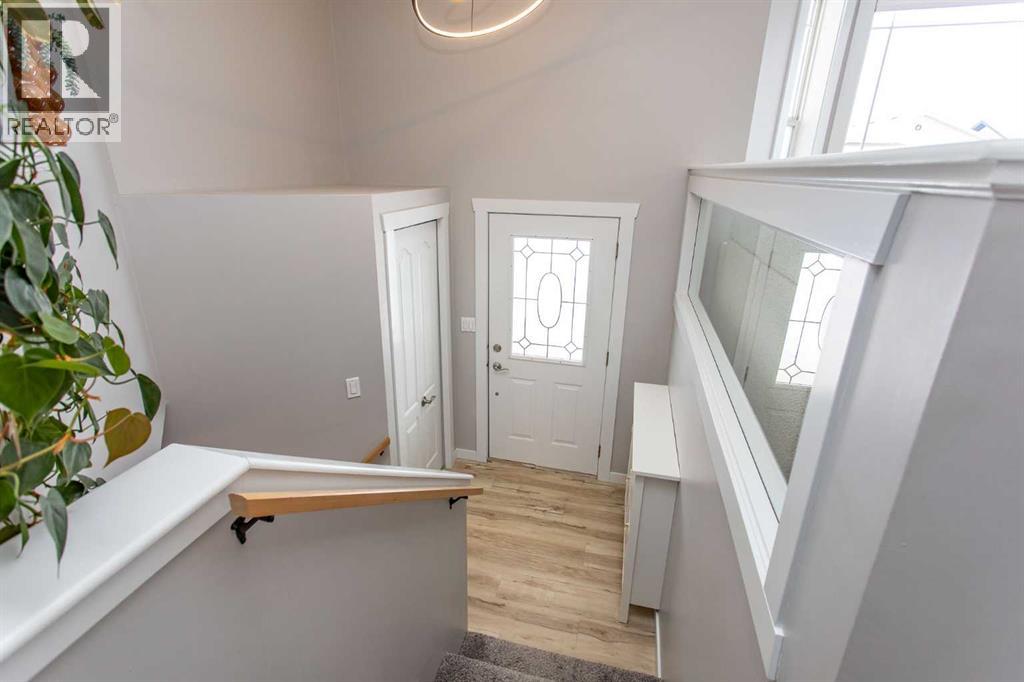 14 Silver Drive - Photo 2 of 34, Blackfalds, Alberta