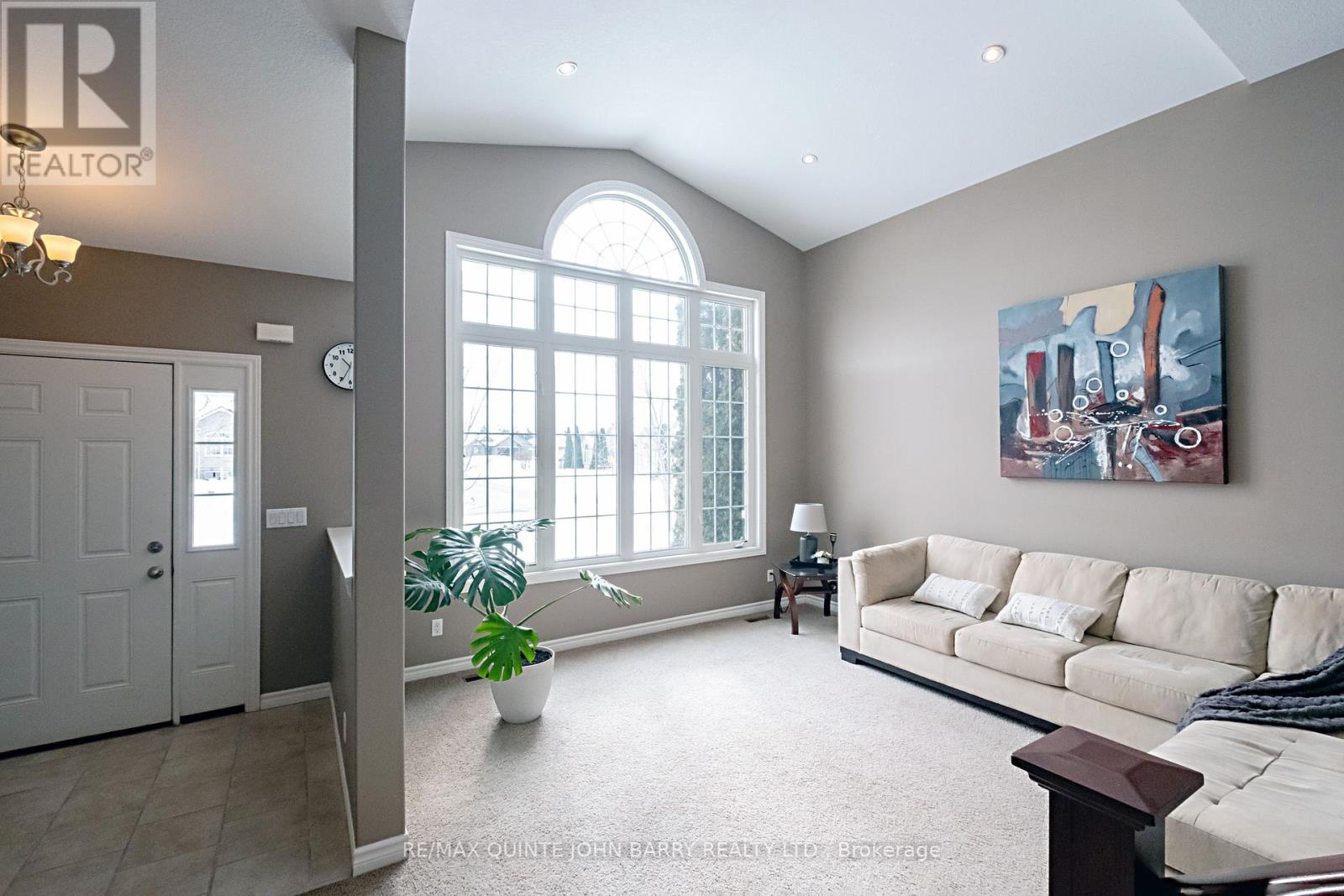 105 PARKVIEW HEIGHTS - Photo 3 of 41, Quinte West (Murray Ward), Ontario