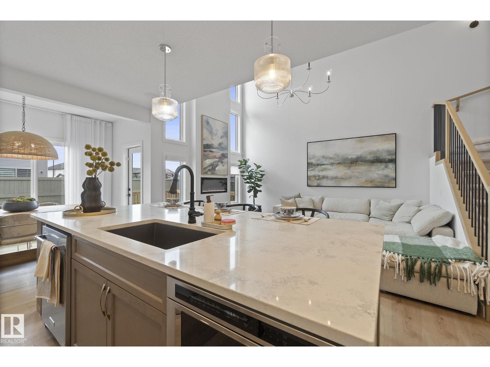 103 DANSEREAU WY - 16