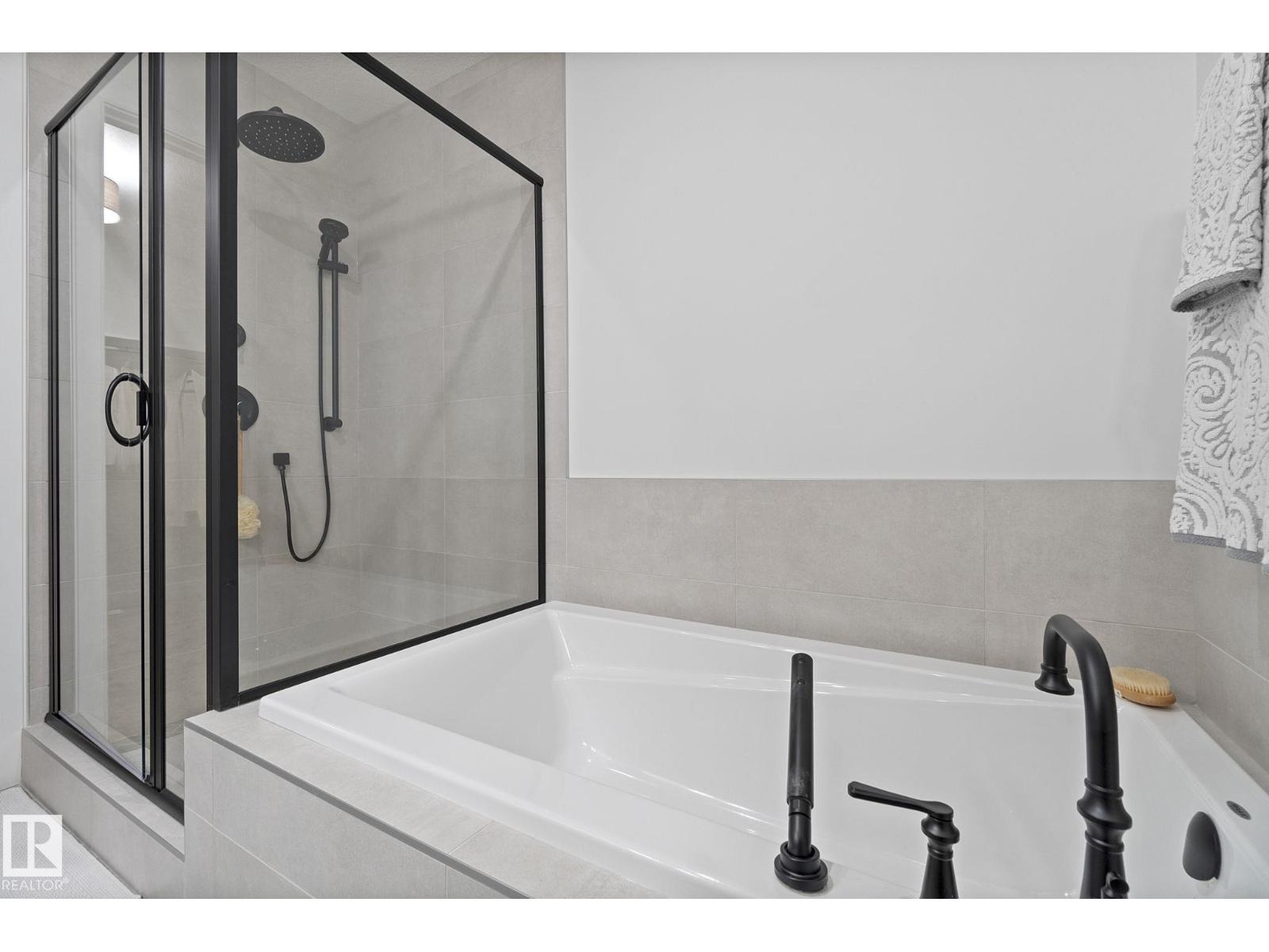 103 DANSEREAU WY - 31