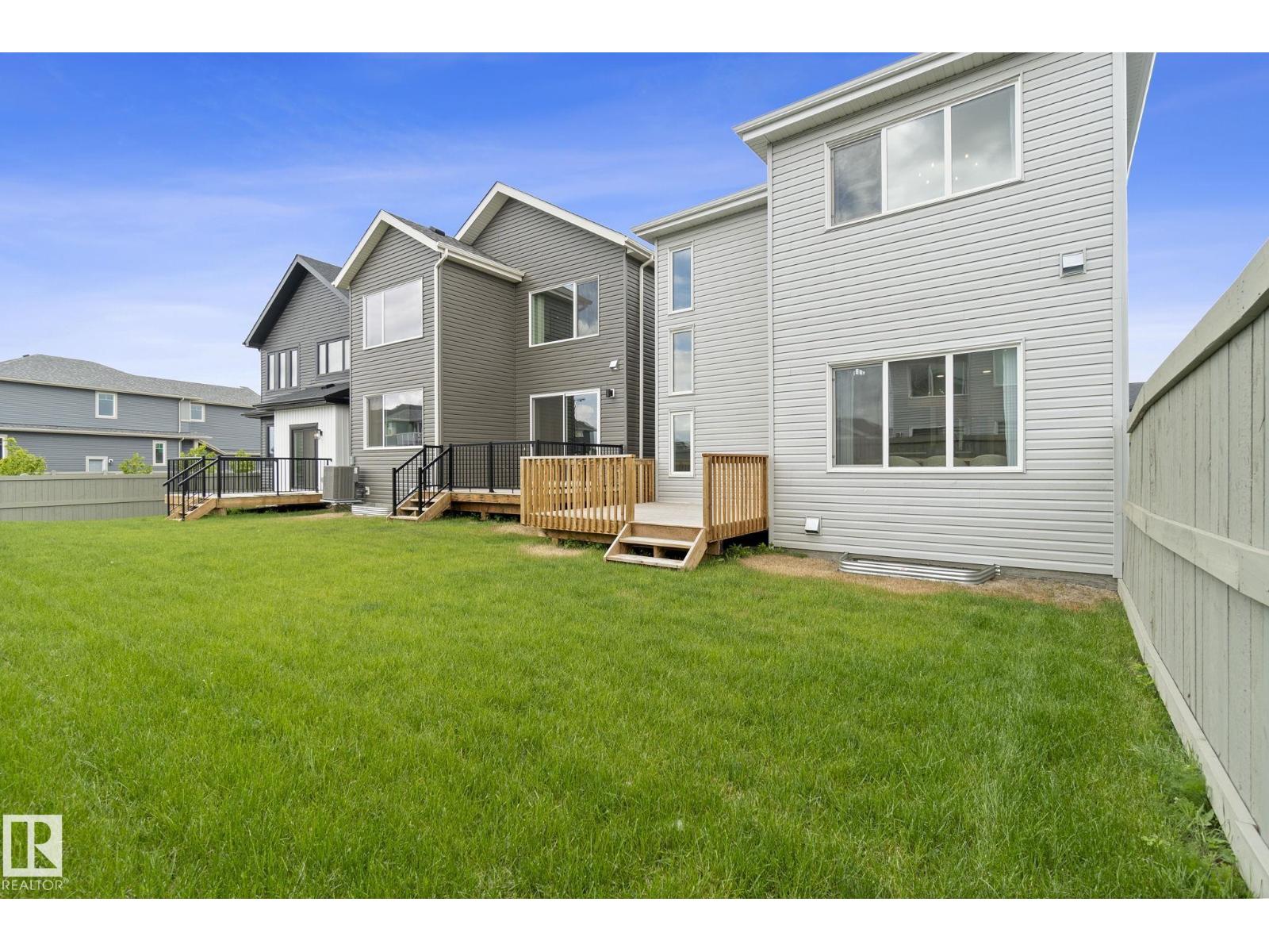 103 DANSEREAU WY - 49