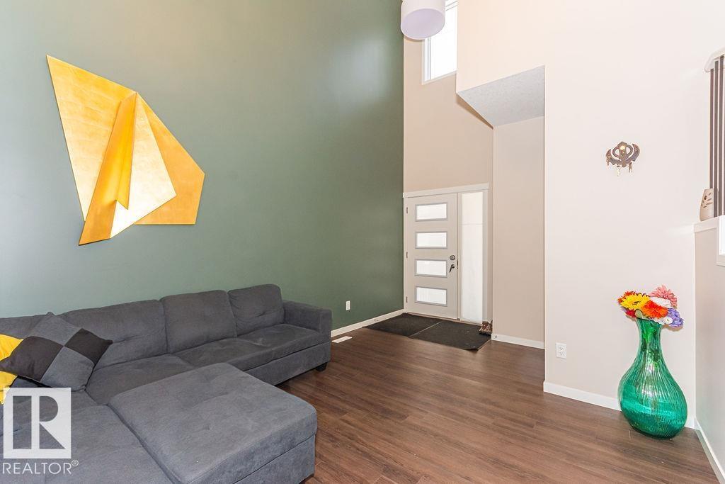 3128 13 AV NW - 5