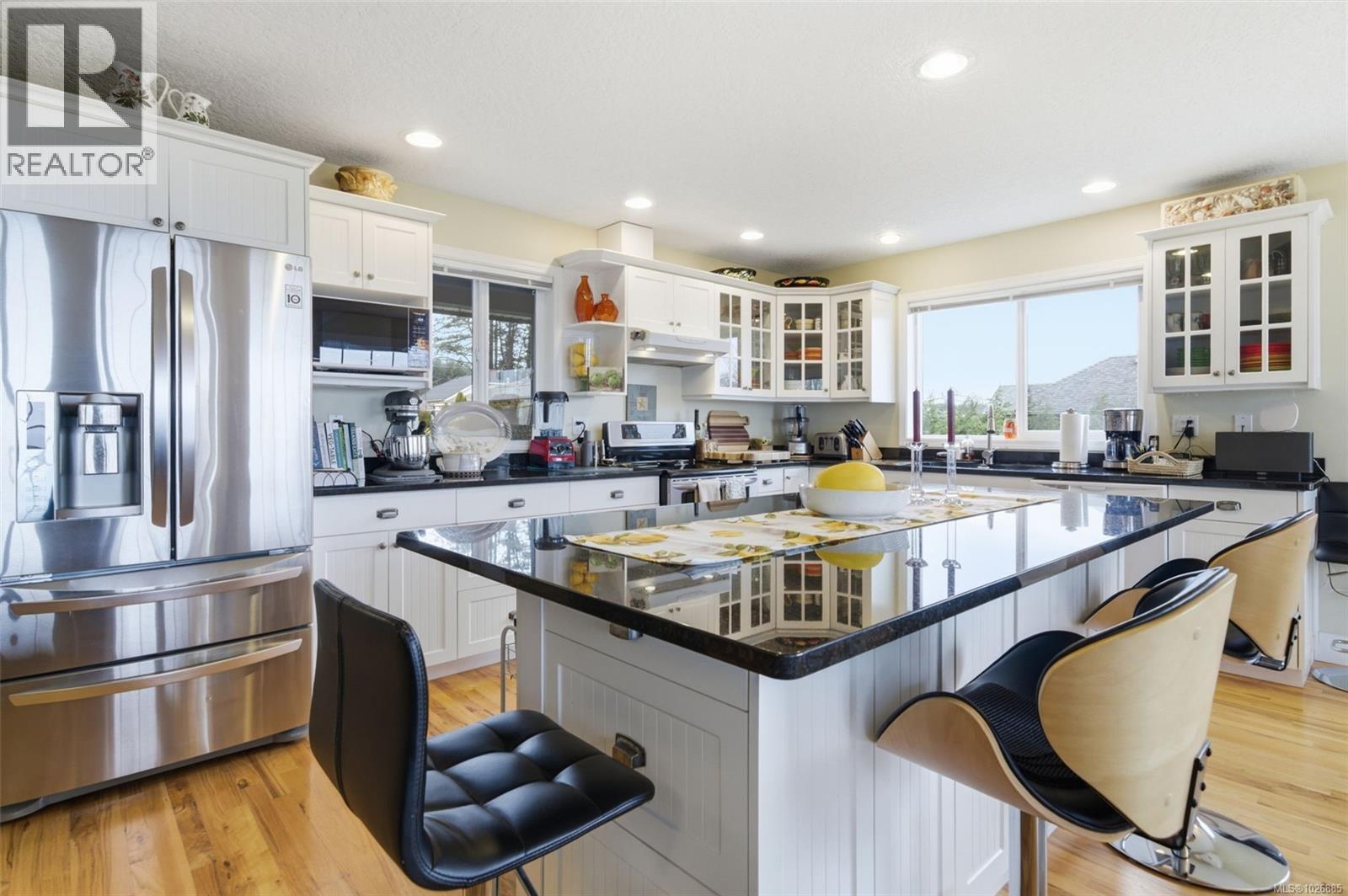  3358 Ocean Boulevard, Colwood