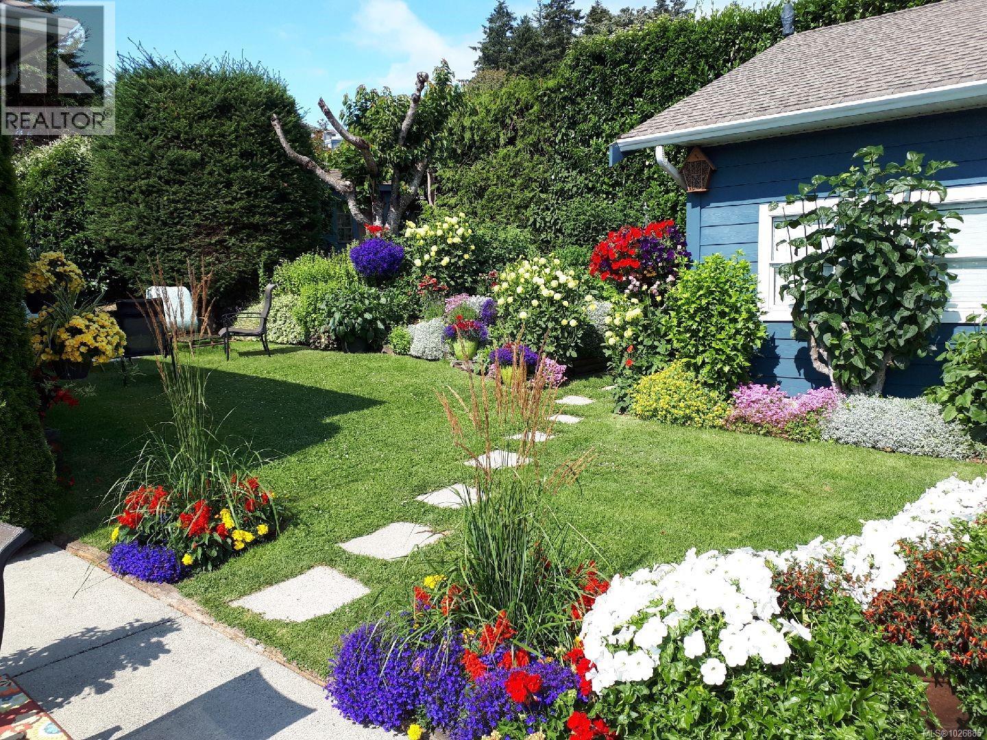  3358 Ocean Boulevard, Colwood