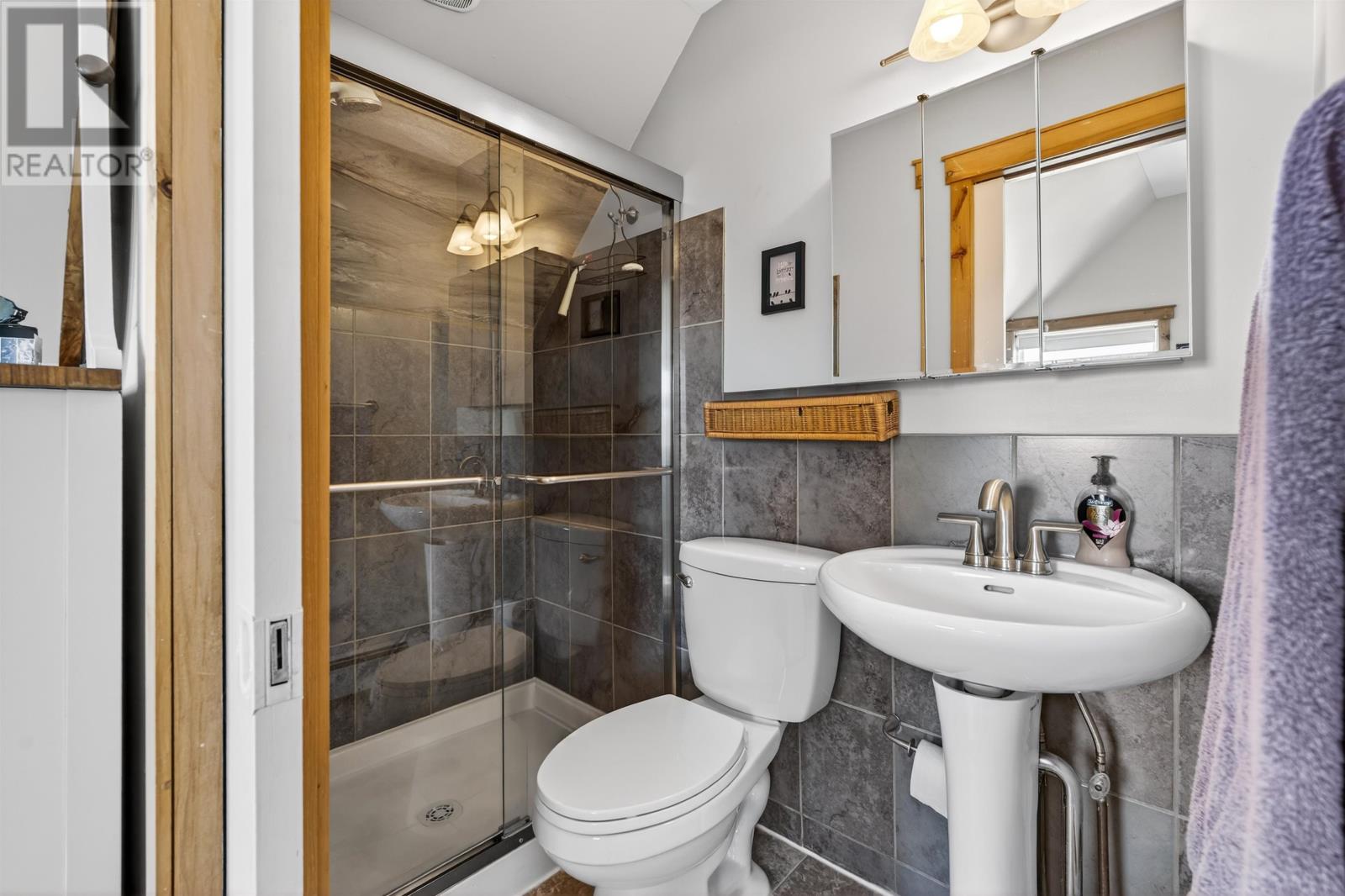 Single Family House Other for Sale in  Route  Richmond 