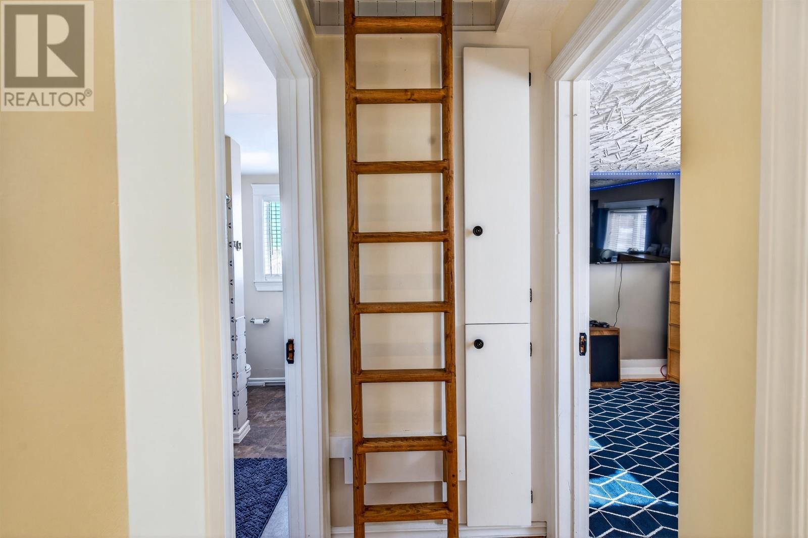 Single Family House Other for Sale in  Route  Richmond 