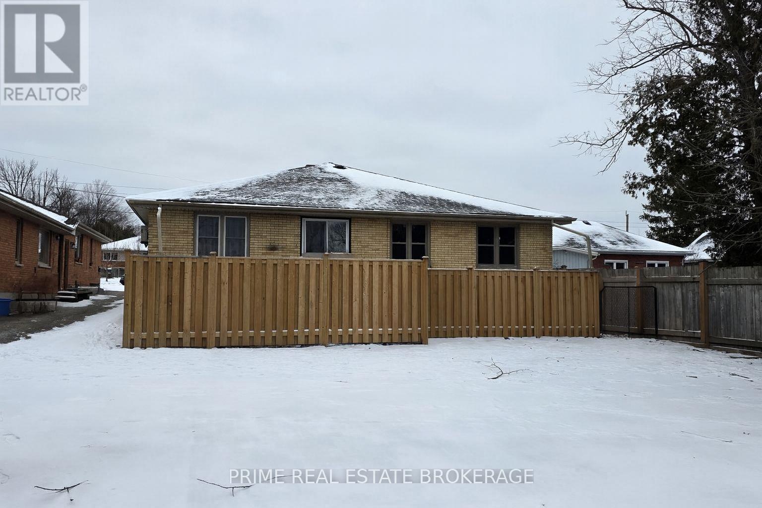 246 GREENWOOD AVENUE - 5