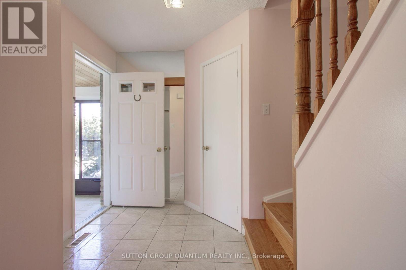 4396 LEE DRIVE - Photo 5 of 40, Mississauga (Rathwood), Ontario