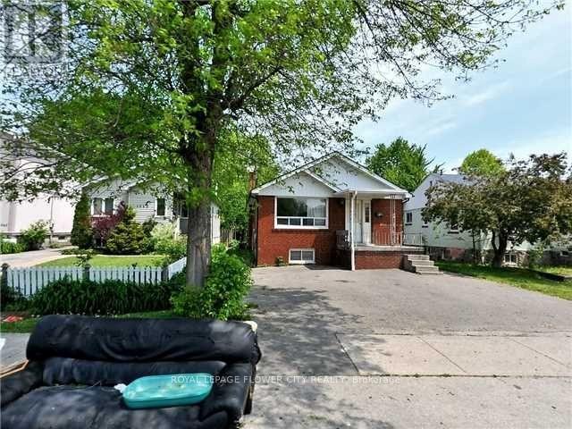 1041 CAWTHRA ROAD - 1