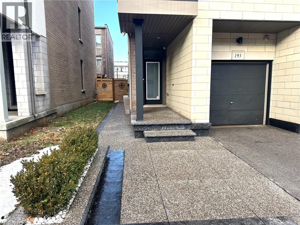 193 HUGUENOT Road - Photo 3 of 46, Oakville, Ontario